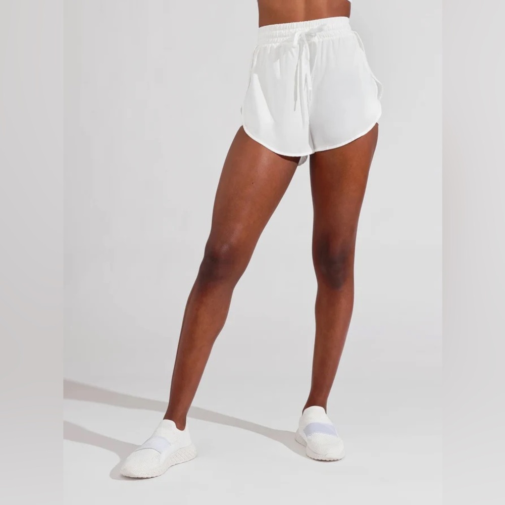 Buffbunny Lifesaver shorts - Small